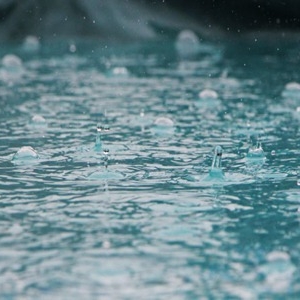 雨天正能量的句子，一句特别适合发圈的语录