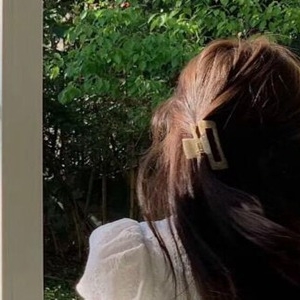 抖音有没有一种思念永不疲惫是什么歌？思念成瘾无处逃避