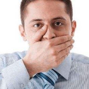 嘴里发苦是什么原因造成的？可能和这八个方面有关