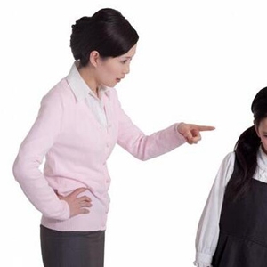 面对青春期叛逆的孩子，家长要怎么做