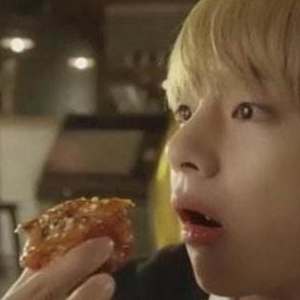 英国一男孩吃垃圾食品致失明 饮食一定要做到均衡