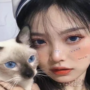 女人致自己的句子，不被岁月温柔以待仍是最好的你
