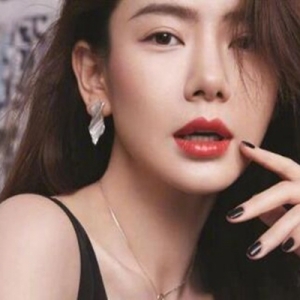 戚薇晒体重怼金瀚 李承铉表示老婆体重我都不敢问