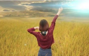 感慨人生不易的句子，人生感言适合发朋友圈，致生活不易的自己说说 ...