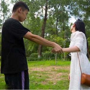 分手后挽回女朋友的句子，挽回女朋友感动到哭的真心话，向女朋友道歉挽回的话 ...