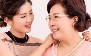 见男方父母需要注意什么，跟长辈聊天的100个话题，见男方父母送什么礼物 ...