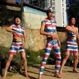 ​十大经典微博笑话排榜，如果妹子对你笑还看什么书啊