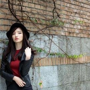 夸女性漂亮的句子，赞美成熟有魅力女人的说说