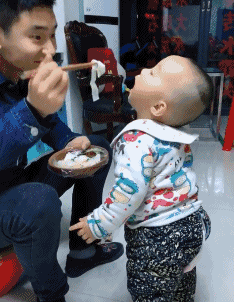 笑点如此与众不同，长大以后必是神童