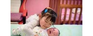 关于小宝宝的唯美短句,婴儿满月的文艺句子？