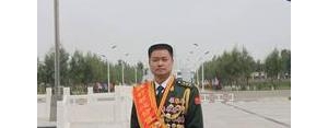 表述成绩突出荣誉满载的句子,形容满载荣誉的意思是什么词语？ ...