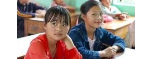 碰碰的句子,优美的琴声配美妙的童声的句子？