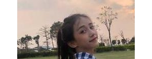 女孩子干净的朋友圈句子,形容女生干净纯洁的句子？