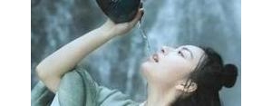 霸气的中国风的句子,饮酒的霸气诗句古风？