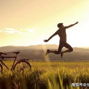 去玩探险的发朋友圈的句子,儿子野外探险的句子？
