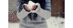 开心下雪的句子,玩雪开心的句子大全？