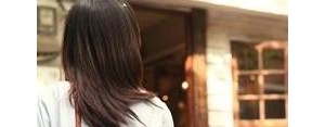 让青春吹长发的句子,写一篇短发变成长发的唯美句子？