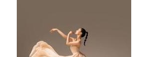 抖音跳舞拽的句子,跳舞文案短句霸气？