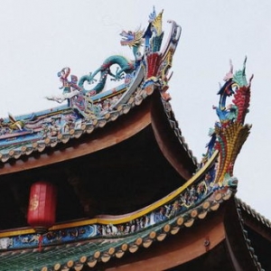 香火旺盛的句子,形容庙宇香火旺的句子？
