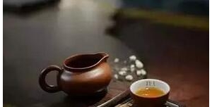 夏茶的句子,夏天喝茶文案？