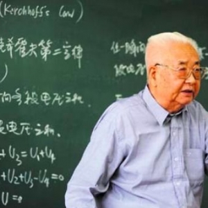 老师是园丁的句子,把老师比喻成园丁的句子都有什么？