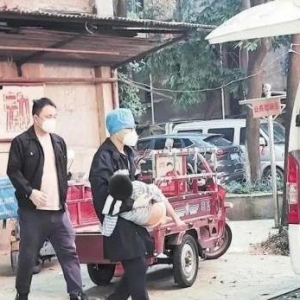 班主任一次早点名救了学生1家3口是怎么回事，长沙市开福区伍家岭小学李媛老师爱心故事 ...