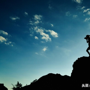 人生哲理经典语录86句：亲情是一种深度，友情是一种广度