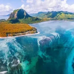 快看，世界各地奇闻趣事，值得欣赏