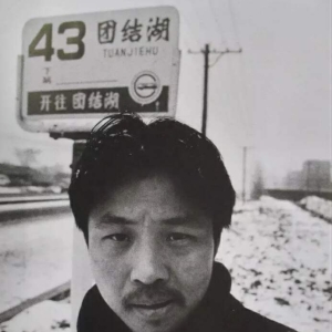 《文城》：男人自戴绿帽主动献妻的故事，击中了多少男人无能之痛