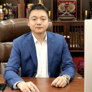郑阳阳：创业受挫，破局重生！从一张办公桌到营业额一亿