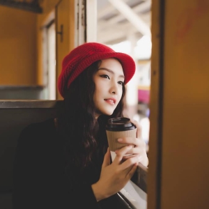 情感故事：在火车上，与宁夏女人的一场艳遇，意外发现她的秘密