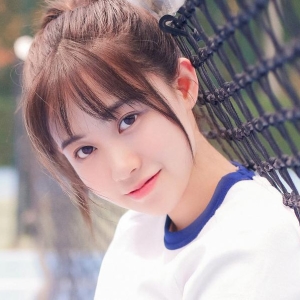 小说：收到朋友的短信，质问我是不是把她给我忘记了而我却...