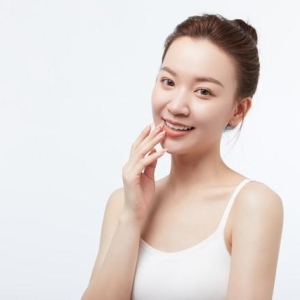 情感故事：北京出差，跟女同事一起逛故宫，与她的一段旧情复燃