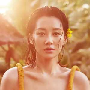 幽默笑话：我们花了钱住酒店，爱怎么玩关你屁事