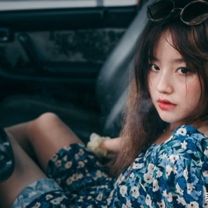 情感小故事：爱上了漂亮的女邻居 ，但她的真实身份让我无法接受！