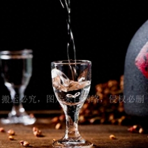 奇闻：喝醉酒互相走错房间睡错妻，合租好友反目成仇
