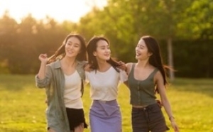 知心朋友早上好问候语，我们的友情如同清晨的阳光