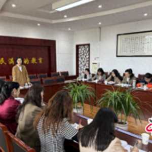 研有深度，教有思辨，学有效能 这场教研会在四川大邑安仁中学开展