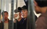 娱乐新闻：“劳模”张艺谋力作引热议，能否再次跑赢春节档？