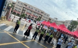 Title:四个小伙伴的励志故事：选择再次高考