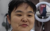 可恶至极，恶心一幕出现了！理发师晓华，被当地同行联合排挤