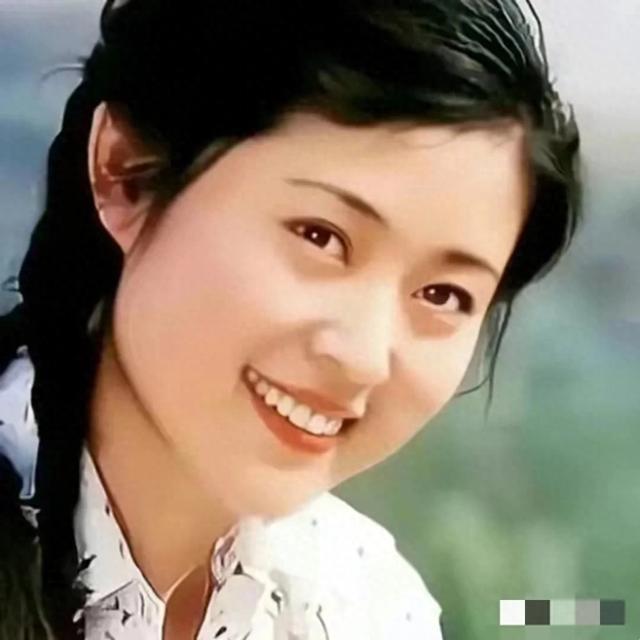 情感故事：寡妇与隔壁老王，激情燃烧在苦岁月