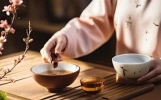 越来越多人明白：哪怕父母晚年无财产也不帮衬，也会拼尽全力孝顺