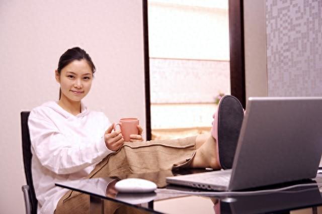 人心的经典文章，涵盖亲情、爱情、生命、人性，文字质朴穿透力，