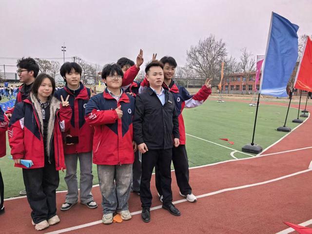 于细节处成长，在自律中绽放——致我家孩子