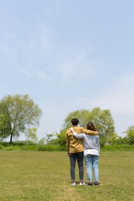 留守妇女与邻居情感故事