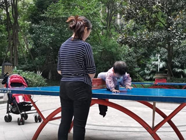 你越哄孩子，他越闹？不是孩子不听话，而是你没掌握“哄娃真经”