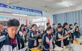 以拼搏收官高三 以热爱奔赴新程 —— 淮滨高中2026届实验校区3002班的青春纪念