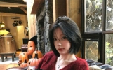 丈夫与女助理在包厢调情，看我见门口正举着手机录像，他彻底慌了