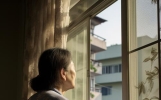情感故事：我回家太晚摸黑上床，怀里换了个人，老婆的反应出乎意料